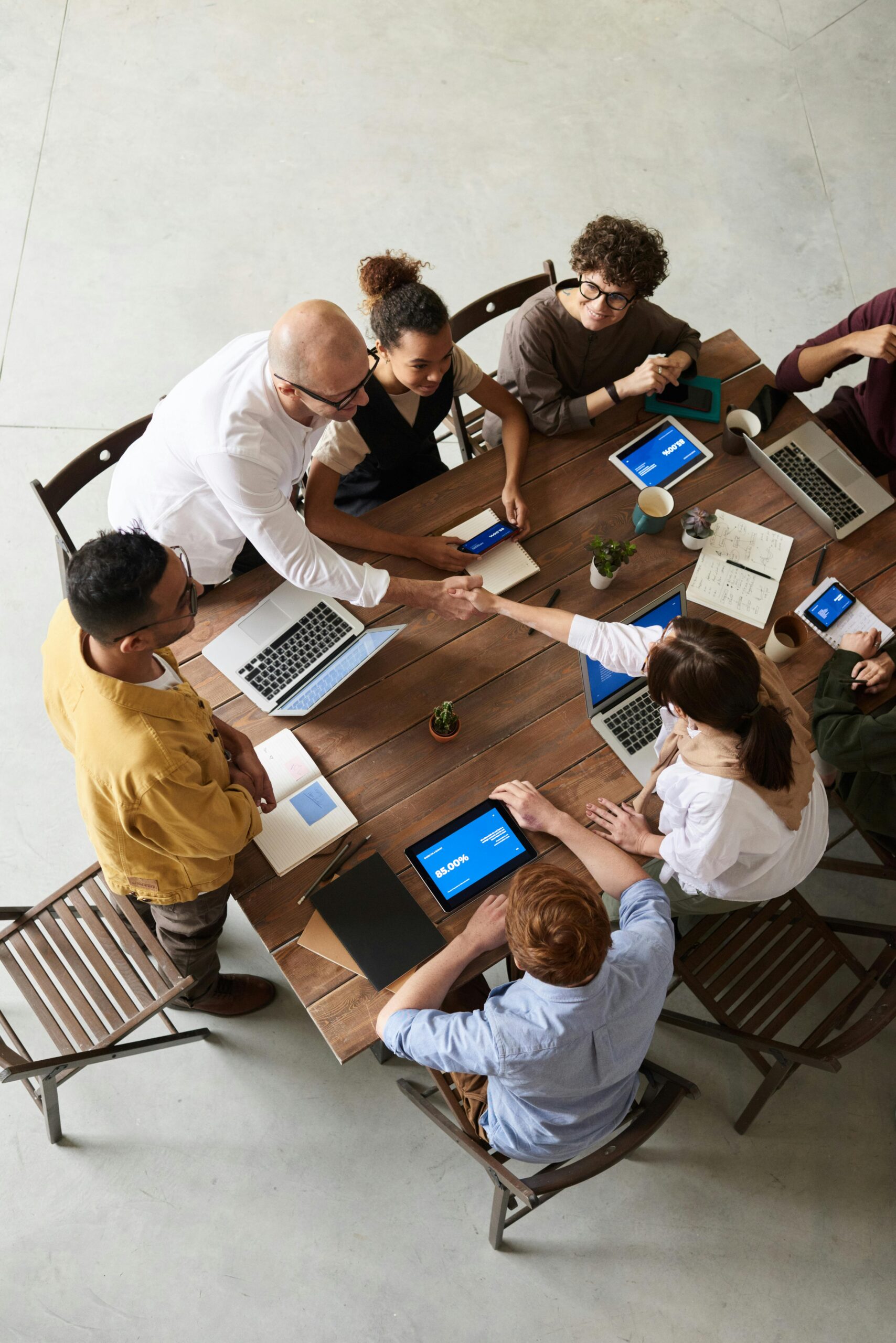 Online Group Learning for Professionals